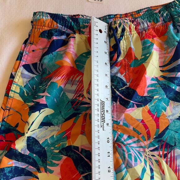 Old Navy Swimming Pants, size S, Multi Colored - Picture 5 of 10